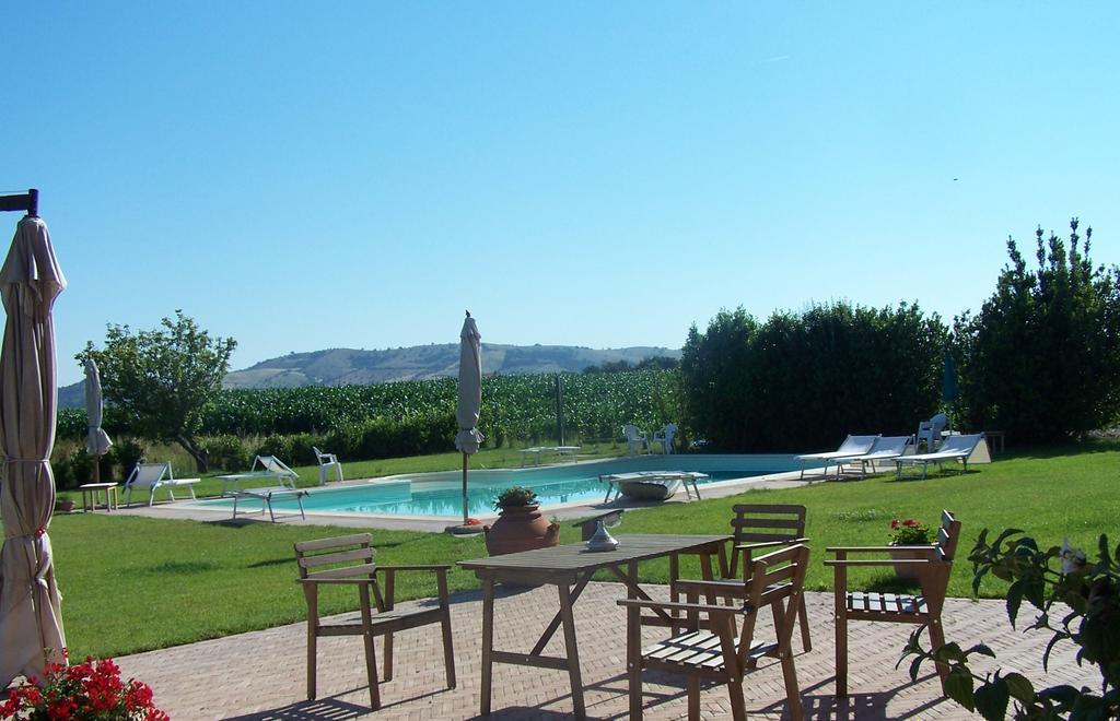 Agriturismo Podere Cirene ริสเปสเชีย ภายนอก รูปภาพ