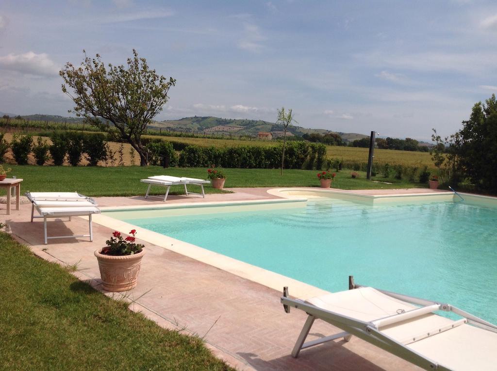 Agriturismo Podere Cirene ริสเปสเชีย ภายนอก รูปภาพ