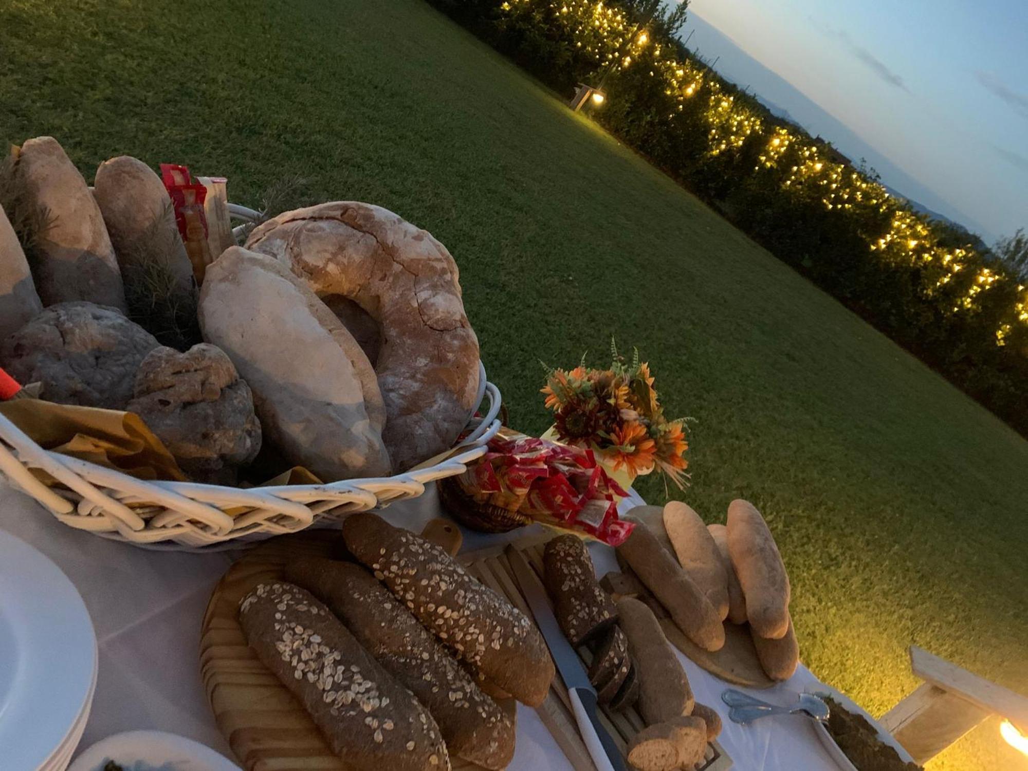 Agriturismo Podere Cirene ริสเปสเชีย ภายนอก รูปภาพ