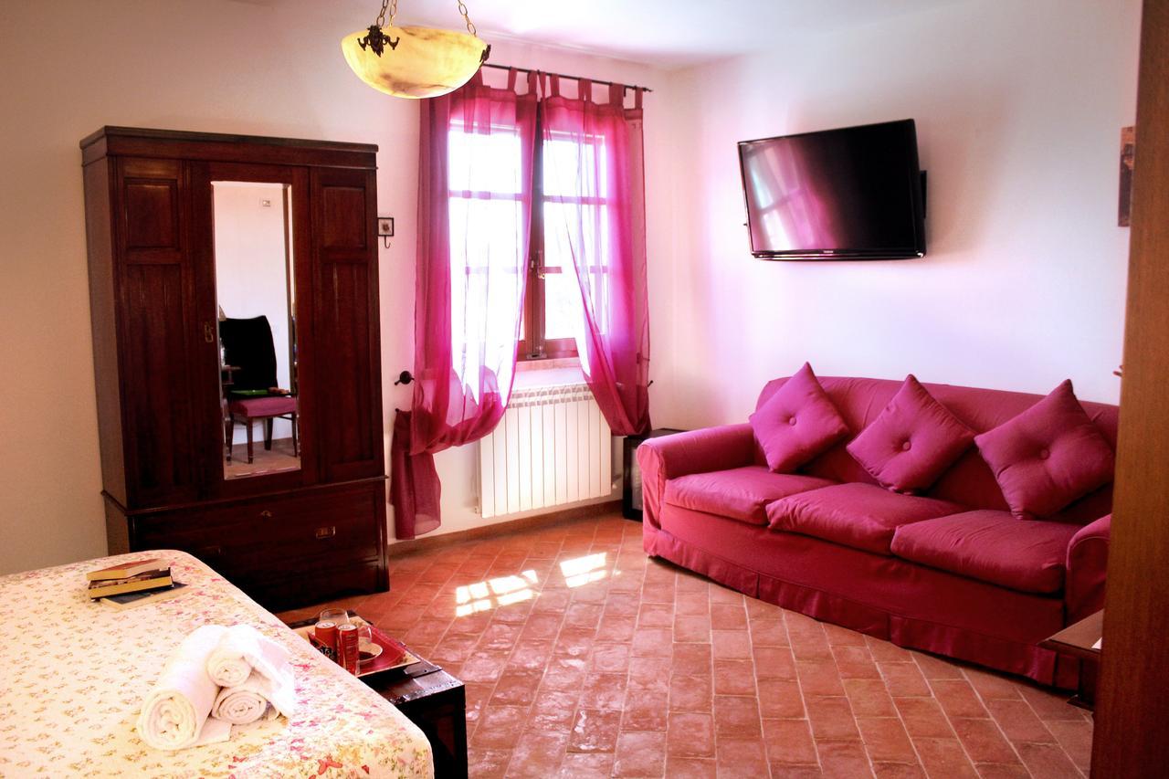 Agriturismo Podere Cirene ริสเปสเชีย ภายนอก รูปภาพ